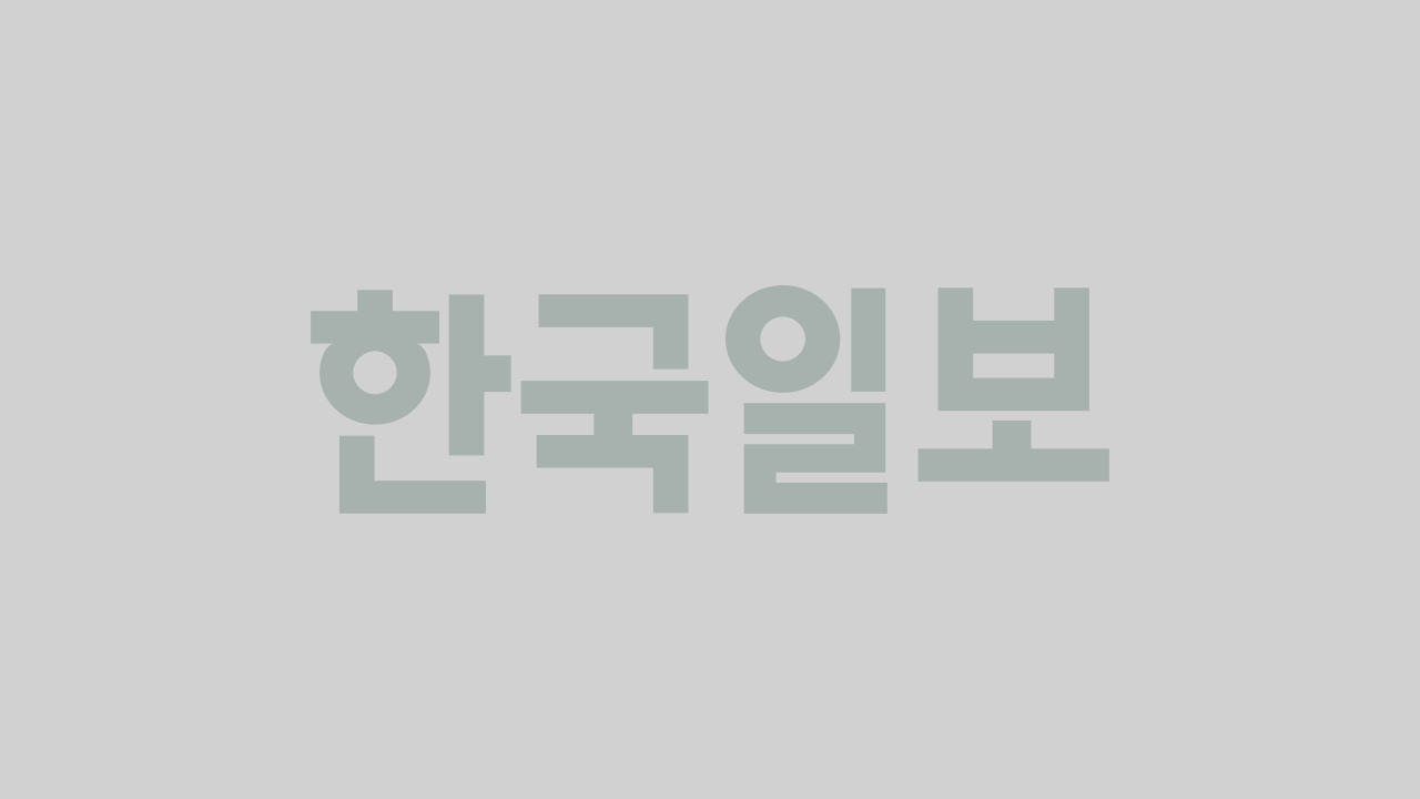 Media 10 overlay